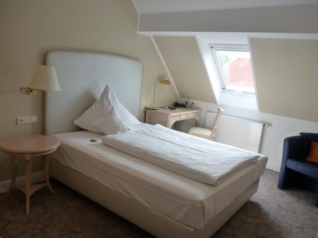 Hotel Goedecke Зарштедт Экстерьер фото